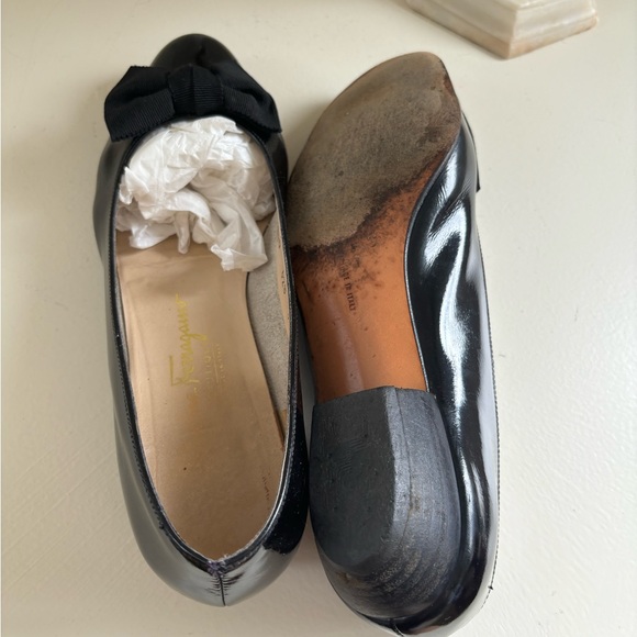 Vintage Ferragamo Black patent leather with short stacked heel size 8.5 classic - Picture 5 of 6
